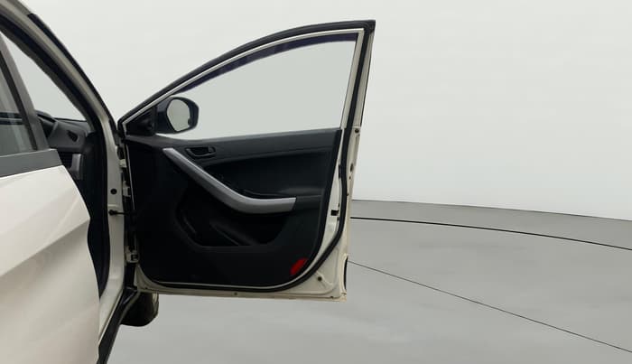 2021 Tata NEXON XM SUNROOF PETROL, Petrol, Manual, 36,773 km, RHS Front Door
