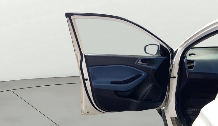 2016 Hyundai i20 Active 1.2 S, Petrol, Manual, 1,13,687 km, LHS Front Door