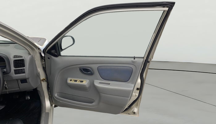 2013 Maruti Alto K10 VXI, Petrol, Manual, 59,641 km, RHS Front Door