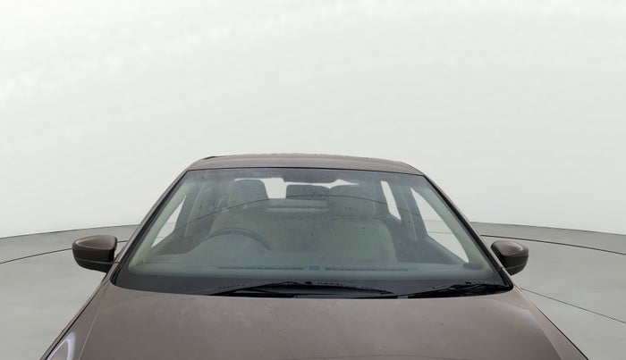 2015 Volkswagen Vento HIGHLINE 1.6 MPI, Petrol, Manual, 71,482 km, Front Windshield