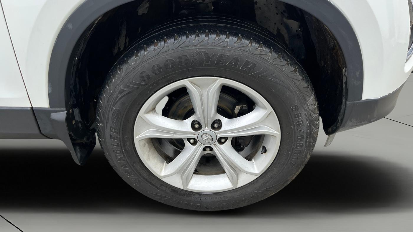 2019 Tata Harrier XZ 2.0L, Diesel, Manual, 20,036 km, Right Front Wheel