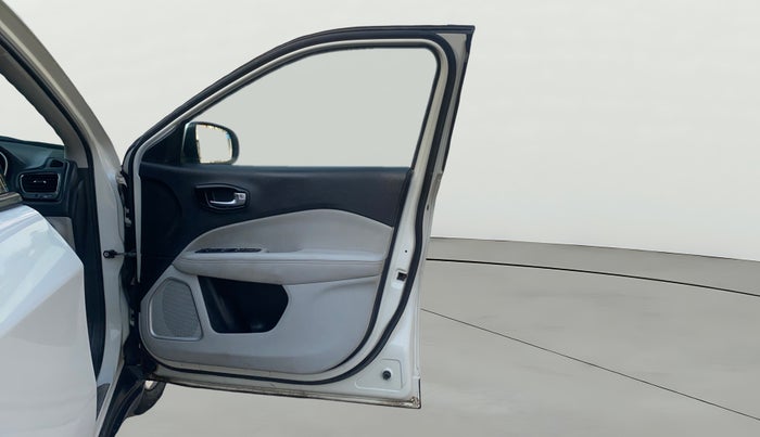 2017 Jeep Compass LIMITED 1.4 PETROL AT, Petrol, Automatic, 56,175 km, RHS Front Door