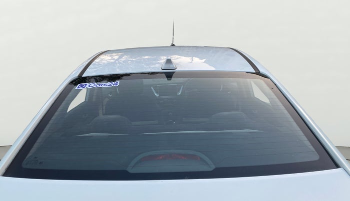 2018 Hyundai Verna 1.6 VTVT SX, Petrol, Manual, 87,828 km, Rear Windshield