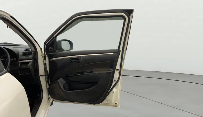 2016 Maruti Swift LXI (O), Petrol, Manual, 57,222 km, RHS Front Door