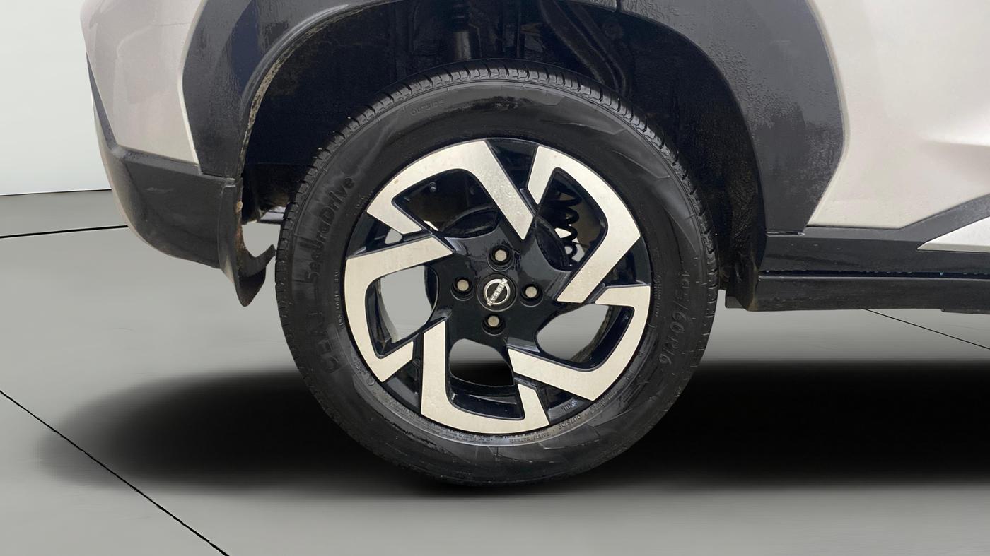 2021 Nissan MAGNITE XV PREMIUM TURBO CVT, Petrol, Automatic, 72,991 km, Right Rear Wheel