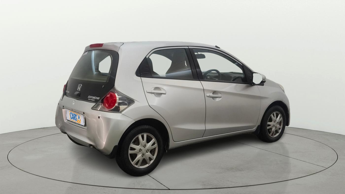 2015 Honda Brio VX AT, Petrol, Automatic, 1,06,401 km, Right Back Diagonal