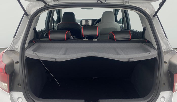 2025 Hyundai GRAND I10 NIOS ASTA AMT 1.2 KAPPA VTVT, Petrol, Automatic, 2,707 km, Boot Open Zoomed View