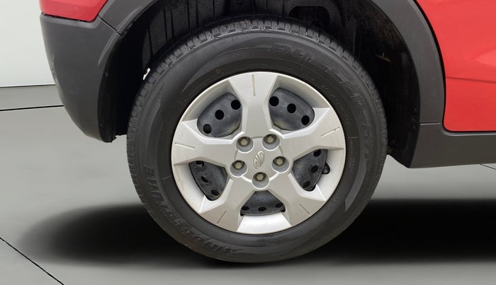 2022 Mahindra XUV300 W6 1.5 Diesel, Diesel, Manual, 50,637 km, Right Rear Wheel