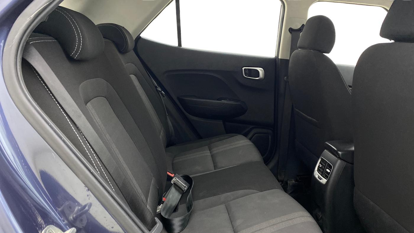 2021 Hyundai VENUE SX PLUS 1.0 TURBO DCT, Petrol, Automatic, 45,570 km, Right Side Rear Door Cabin