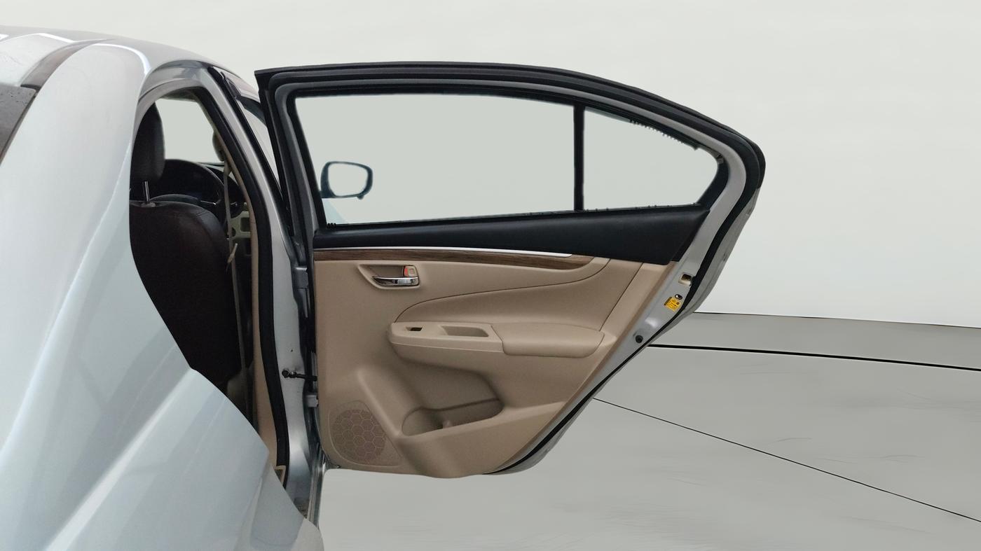 2022 Maruti Ciaz ALPHA 1.5 SHVS PETROL, Petrol, Manual, 76,642 km, RHS Rear Door