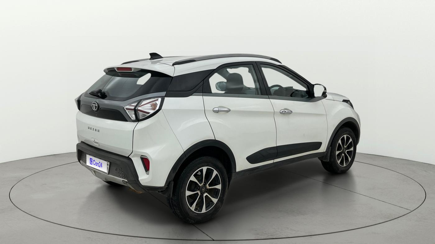 2020 Tata NEXON XZA PLUS PETROL, Petrol, Automatic, 73,067 km, Right Back Diagonal