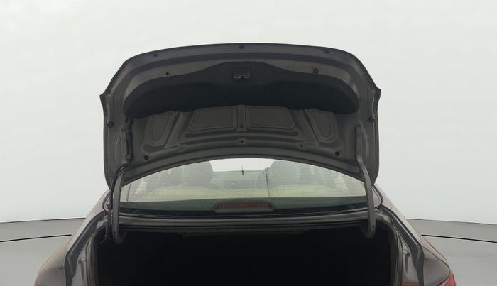 2015 Hyundai Verna FLUIDIC 1.6 CRDI S(O) 4S, Diesel, Manual, 99,327 km, Boot Door Open