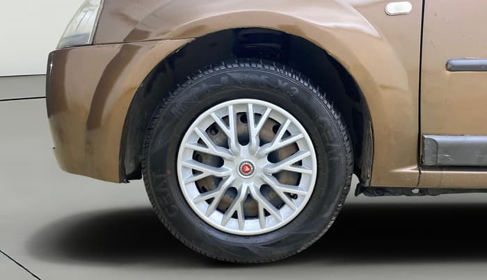 2012 Mahindra Verito 1.5 D4, Diesel, Manual, 89,640 km, Left Front Wheel
