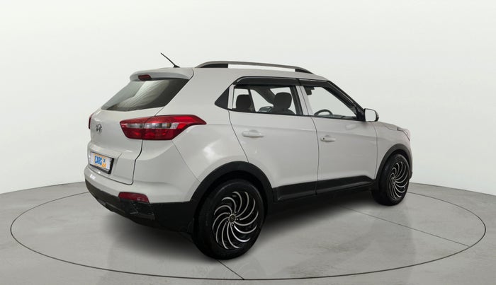 2016 Hyundai Creta E PLUS 1.6 PETROL, CNG, Manual, 1,25,577 km, Right Back Diagonal