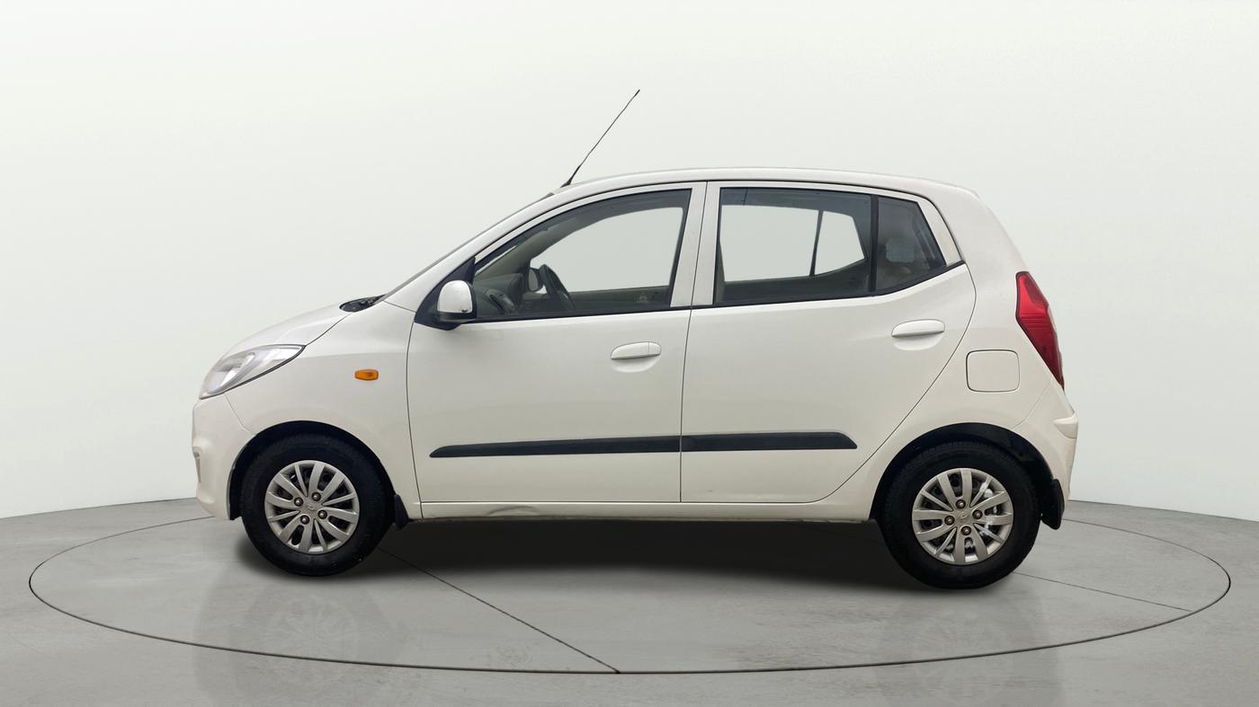 2015 Hyundai i10 SPORTZ 1.1, Petrol, Manual, 87,882 km, Left Side