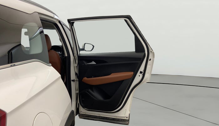 2021 MG HECTOR PLUS SELECT 2.0 DIESEL TURBO MT 7-STR, Diesel, Manual, 54,471 km, RHS Rear Door