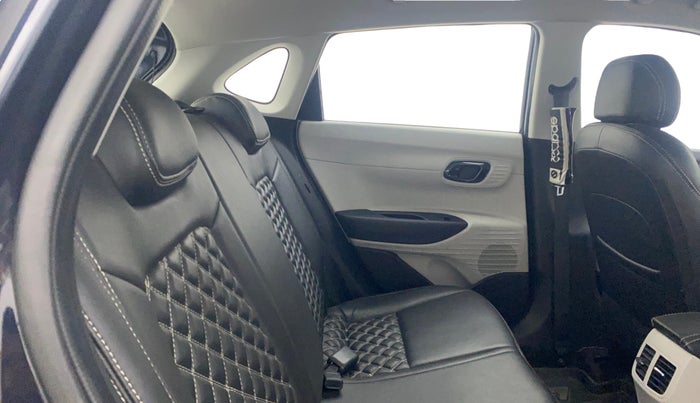 2023 Hyundai NEW I20 SPORTZ 1.2 IVT, Petrol, Automatic, 15,483 km, Right Side Rear Door Cabin