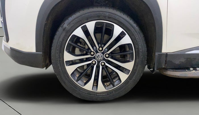 2023 MG HECTOR SHARP PRO 1.5 PETROL TURBO CVT PETROL, Petrol, Automatic, 45,336 km, Left Front Wheel