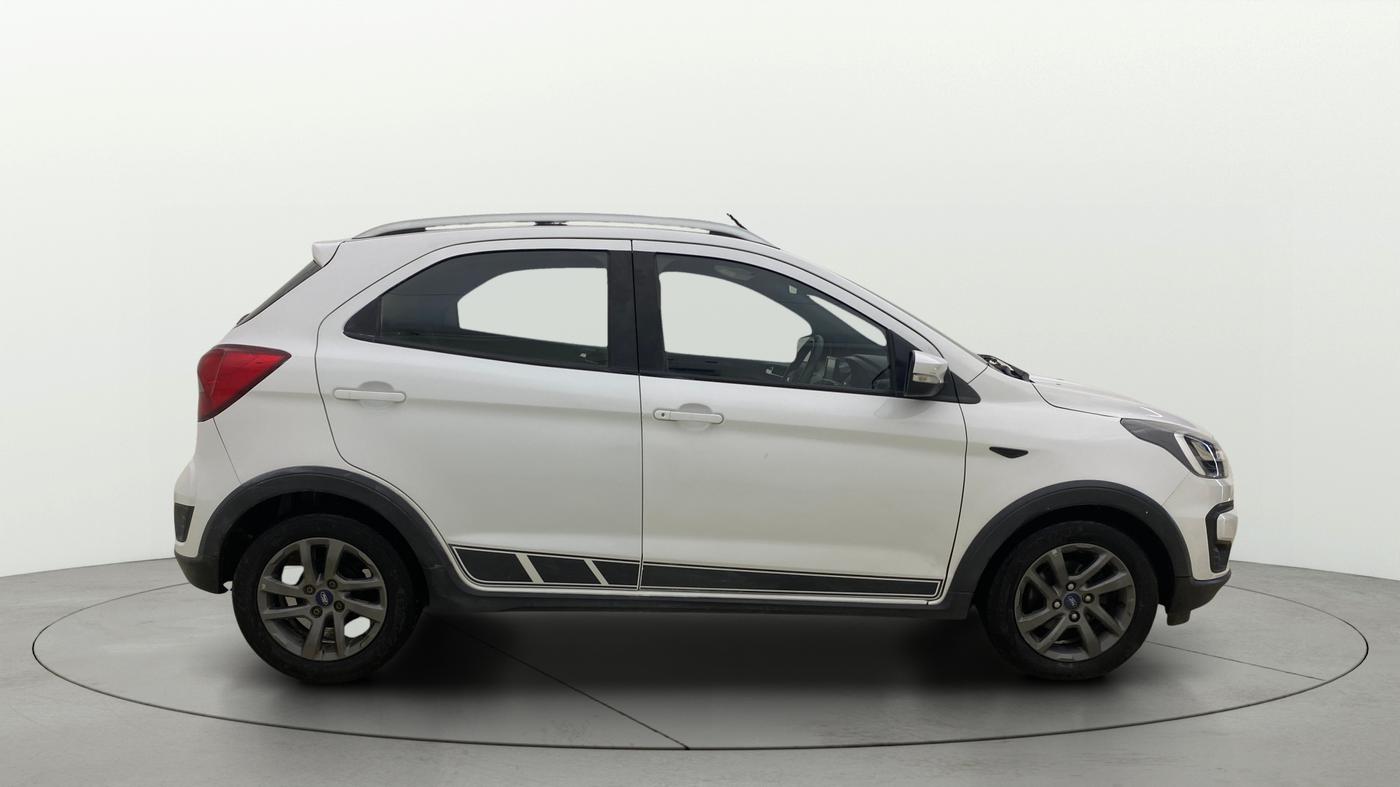 2018 Ford FREESTYLE TITANIUM 1.2 PETROL, Petrol, Manual, 1,24,928 km, Right Side View