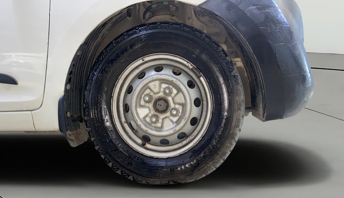 2016 Hyundai Eon D-LITE+, Petrol, Manual, 18,035 km, Right Front Wheel