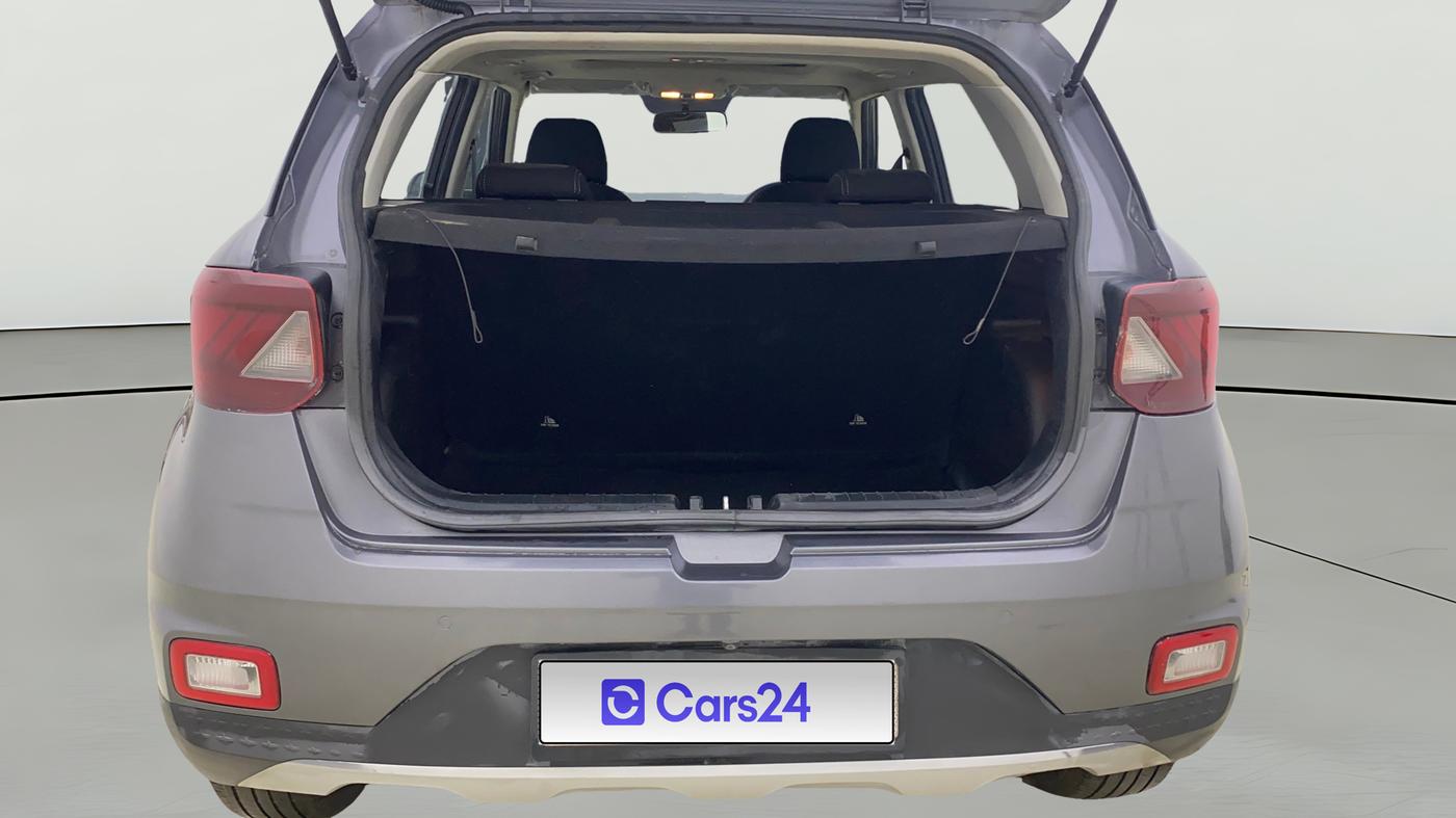 2019 Hyundai VENUE SX 1.4 CRDI, Diesel, Manual, 45,287 km, Boot Open Zoomed View