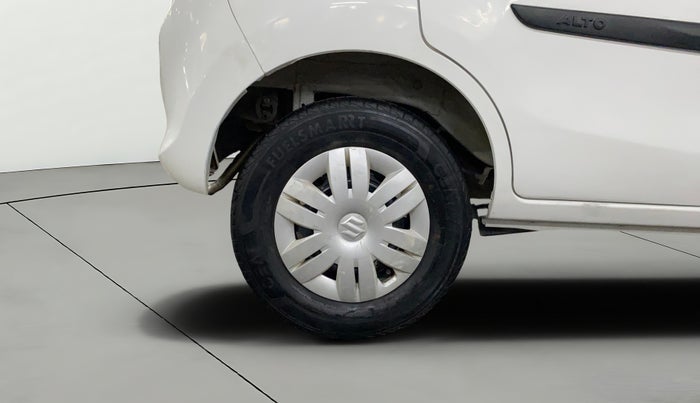 2021 Maruti Alto VXI, Petrol, Manual, 31,774 km, Right Rear Wheel