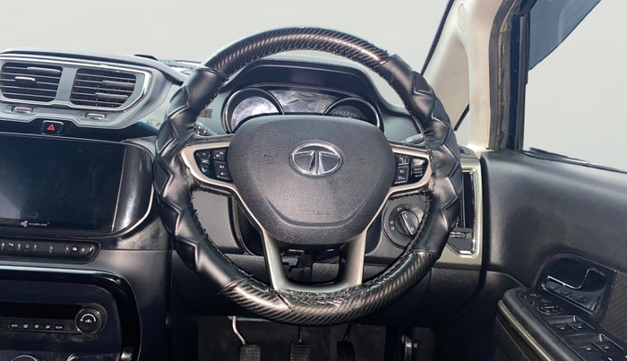 2017 Tata Hexa XT 4X4 7 STR, Diesel, Manual, 76,356 km, Steering Wheel Close Up