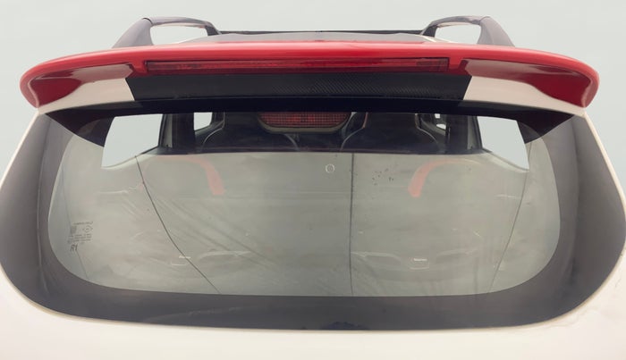 2016 Renault Kwid RXT 1.0 AMT, Petrol, Automatic, 42,049 km, Rear Windshield