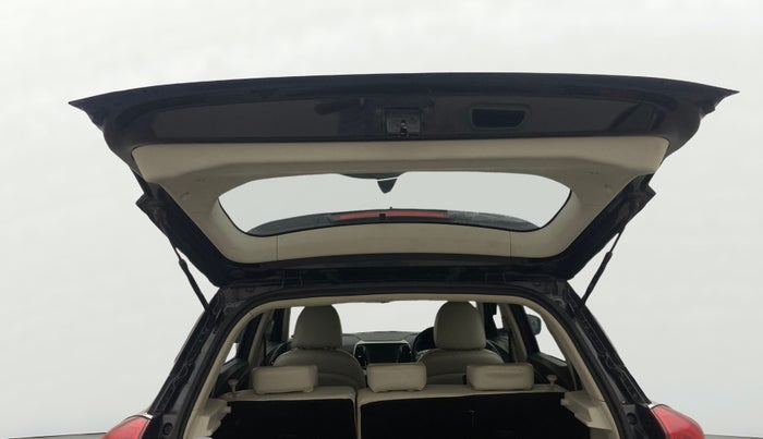 2021 Mahindra XUV300 W8 (O) 1.2 PETROL, Petrol, Manual, 59,351 km, Boot Door Open