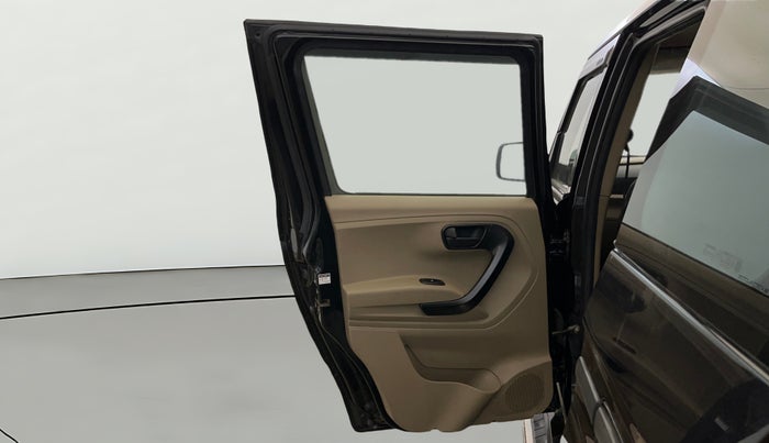 2022 Mahindra BOLERO NEO N 8, Diesel, Manual, 93,881 km, LHS Rear Door