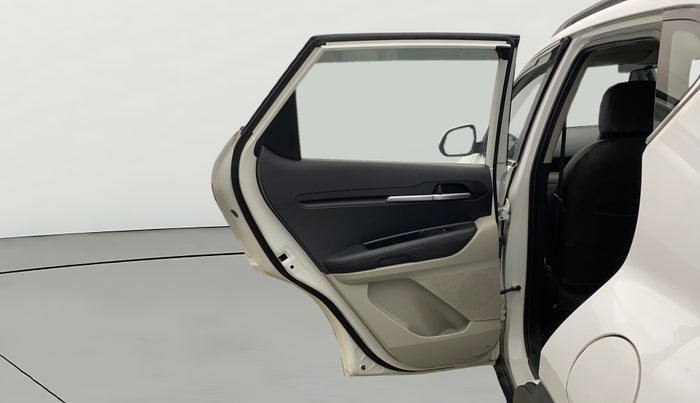 2021 KIA SONET HTX 1.0 IMT, Petrol, Manual, 52,761 km, LHS Rear Door