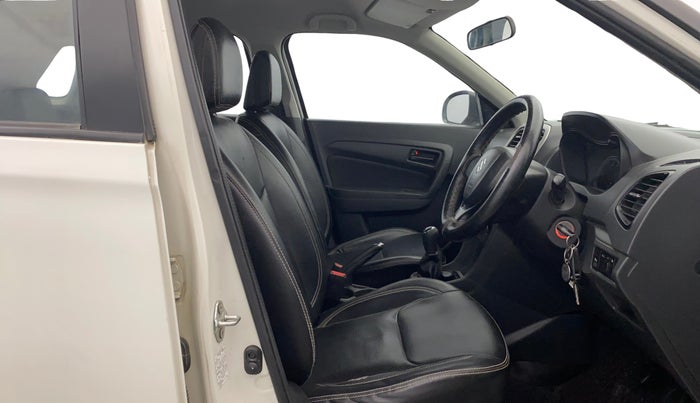2018 Maruti Vitara Brezza VDI, Diesel, Manual, 79,856 km, Right Side Front Door Cabin