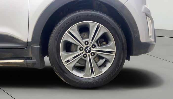 2017 Hyundai Creta SX PLUS AT 1.6 PETROL, Petrol, Automatic, 1,39,997 km, Right Front Wheel