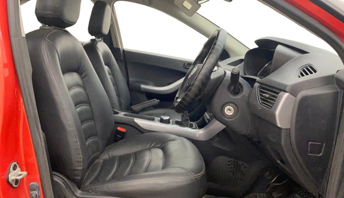 2020 Tata NEXON XM SUNROOF PETROL, Petrol, Manual, 46,889 km, Right Side Front Door Cabin