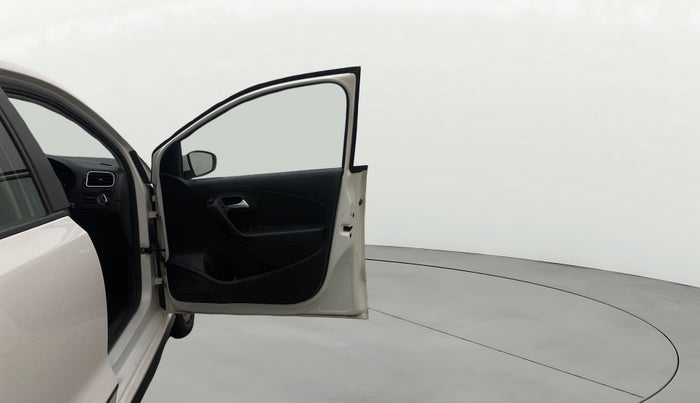 2019 Volkswagen Polo HIGHLINE PLUS 1.0 16 ALLOY, Petrol, Manual, 84,906 km, RHS Front Door