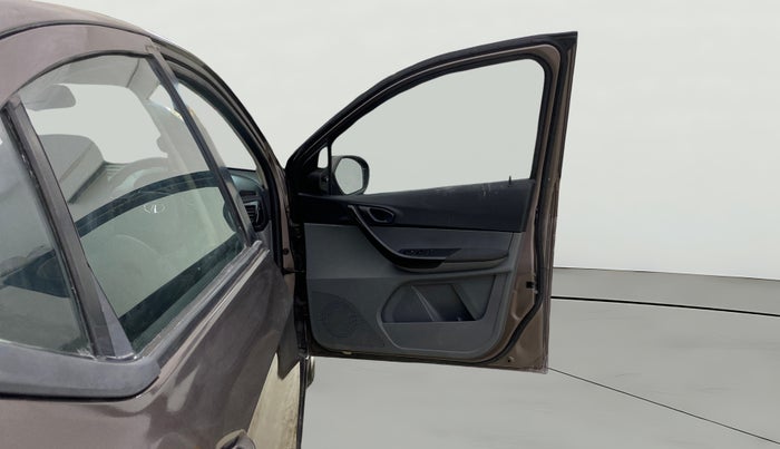 2018 Tata TIGOR XT PETROL, Petrol, Manual, 14,487 km, RHS Front Door