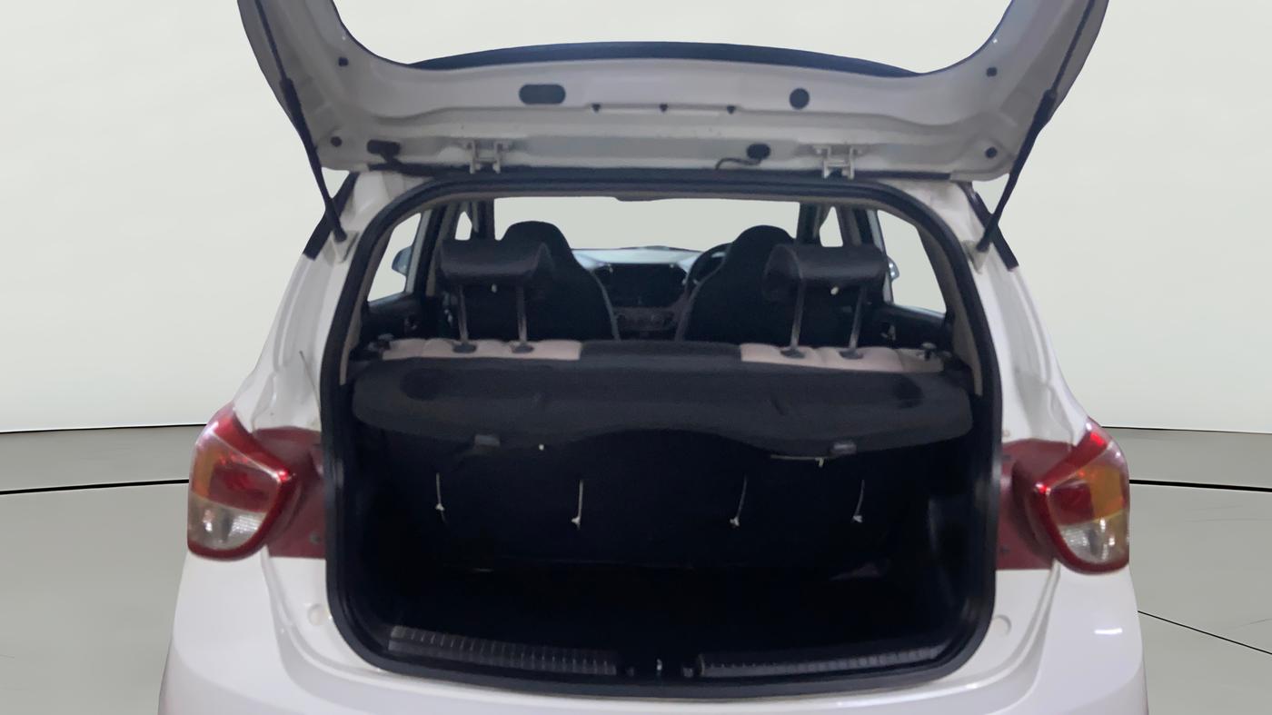 2016 Hyundai Grand i10 ASTA (O) AT 1.2 KAPPA VTVT, Petrol, Automatic, 52,189 km, Boot Open Zoomed View