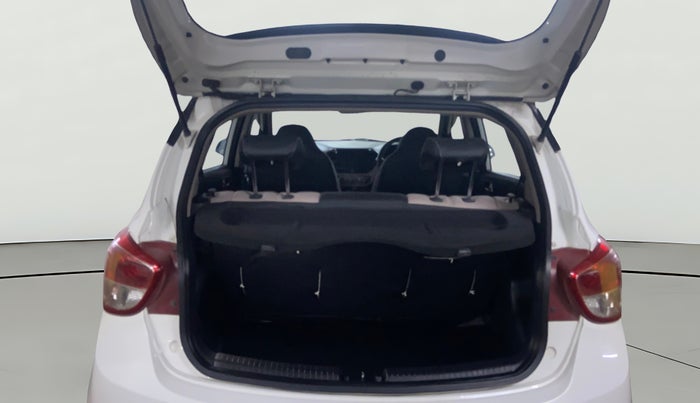 2016 Hyundai Grand i10 ASTA (O) AT 1.2 KAPPA VTVT, Petrol, Automatic, 52,121 km, Boot Open Zoomed View