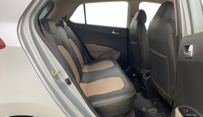 2018 Hyundai Grand i10 SPORTZ 1.2 KAPPA VTVT, Petrol, Manual, 66,773 km, Right Side Rear Door Cabin