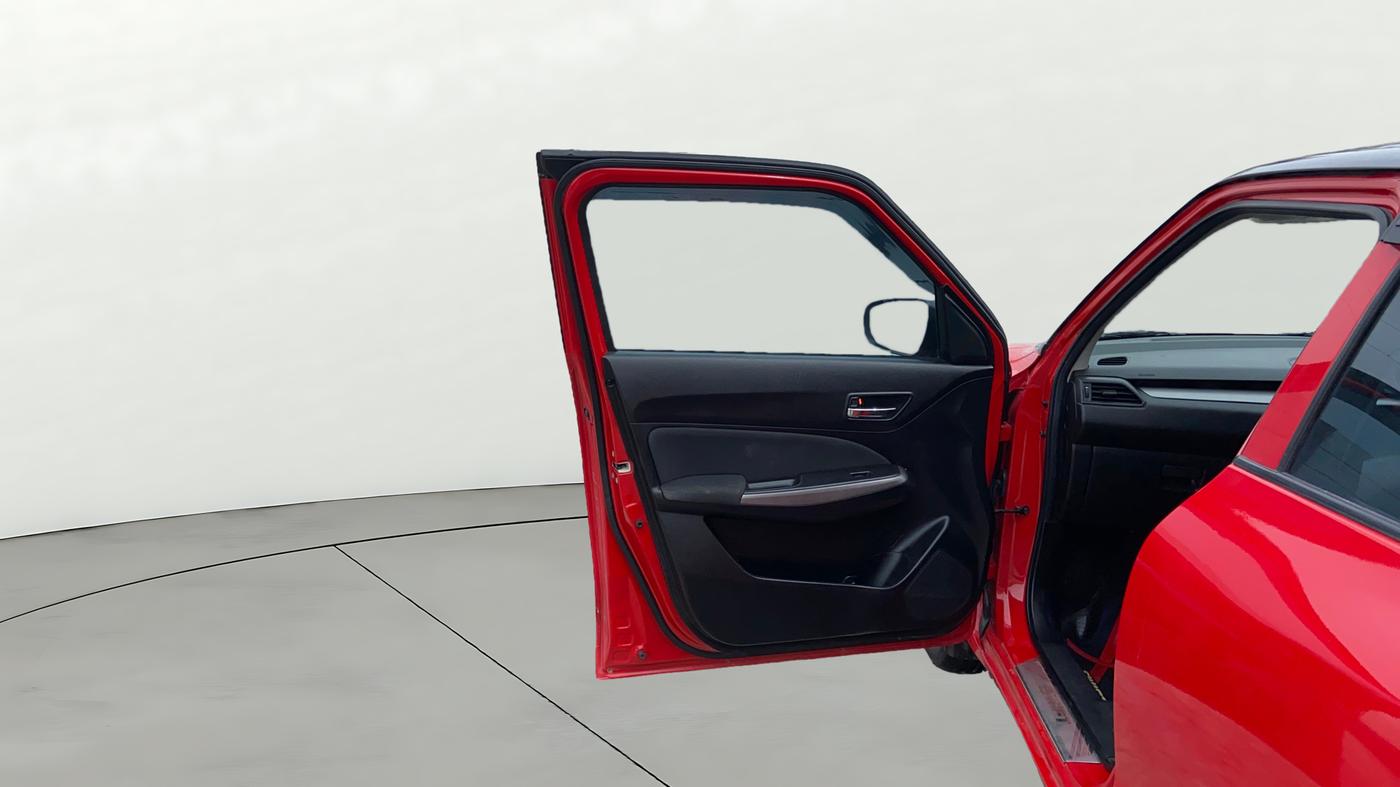 2022 Maruti Swift ZXI PLUS DUAL TONE, Petrol, Manual, 35,482 km, LHS Front Door