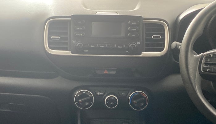 2020 Hyundai VENUE S 1.2, Petrol, Manual, 96,870 km, Air Conditioner