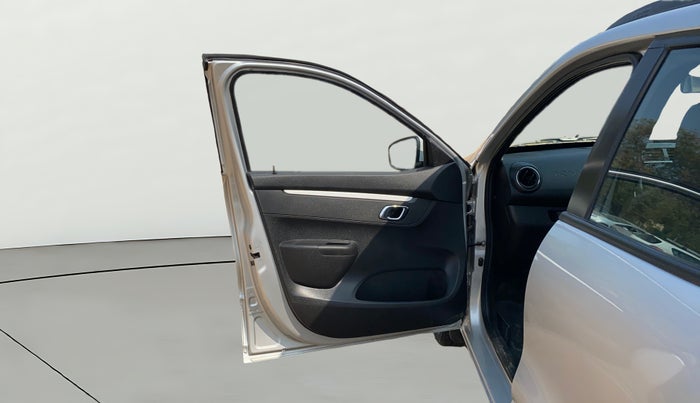 2022 Renault Kwid CLIMBER 1.0 AMT, Petrol, Automatic, 27,697 km, LHS Front Door