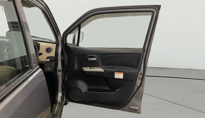 2017 Maruti Wagon R 1.0 LXI CNG, CNG, Manual, 89,289 km, RHS Front Door