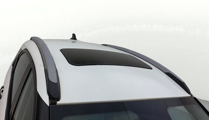 2022 Tata NEXON XZ PLUS (PREMIUM) PETROL, Petrol, Manual, 39,575 km, Roof