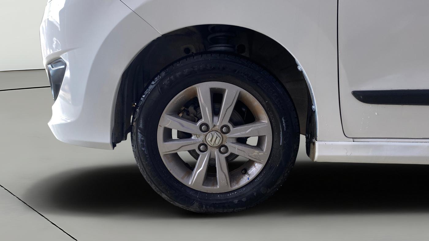 2014 Maruti Wagon R Stingray VXI, Petrol, Manual, 77,617 km, Left Front Wheel