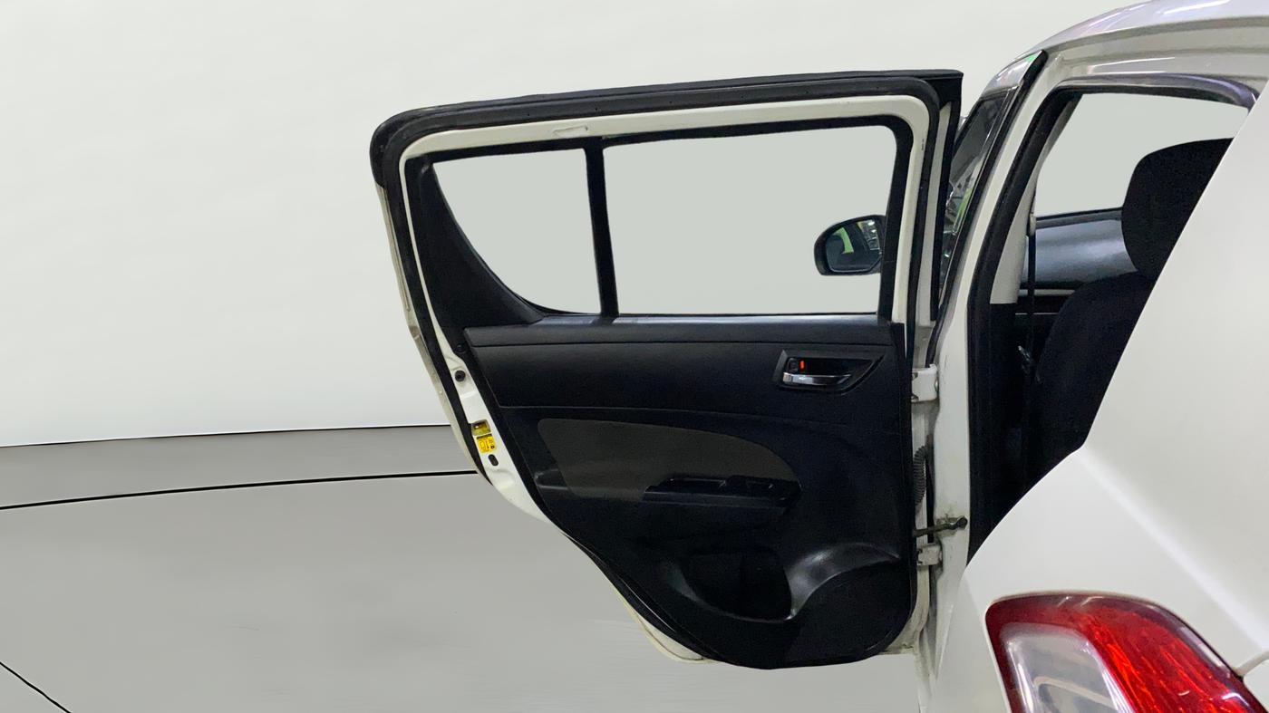 2016 Maruti Swift VXI, Petrol, Manual, 94,556 km, LHS Rear Door