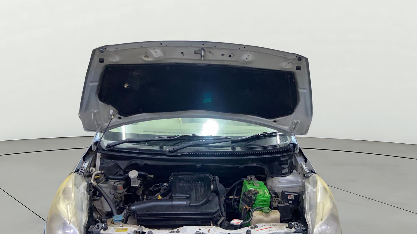 2012 Maruti Ertiga VXI, CNG, Manual, 1,21,839 km, Open Bonet