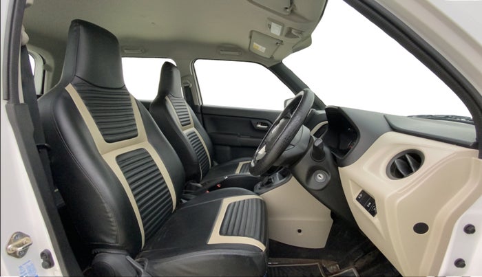 2024 Maruti New Wagon-R VXI 1.0, Petrol, Manual, 11,421 km, Right Side Front Door Cabin