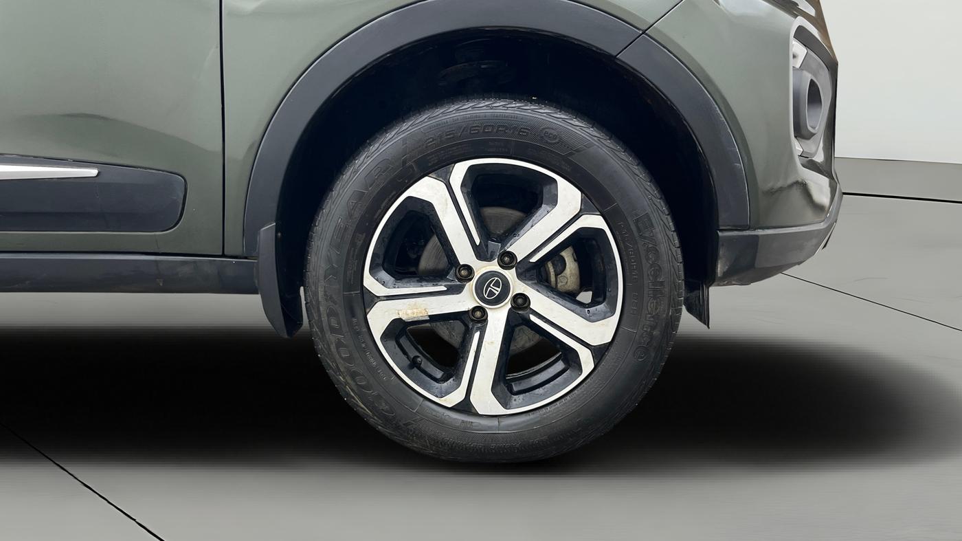 2022 Tata NEXON XZ PLUS PETROL, Petrol, Manual, 29,637 km, Right Front Wheel