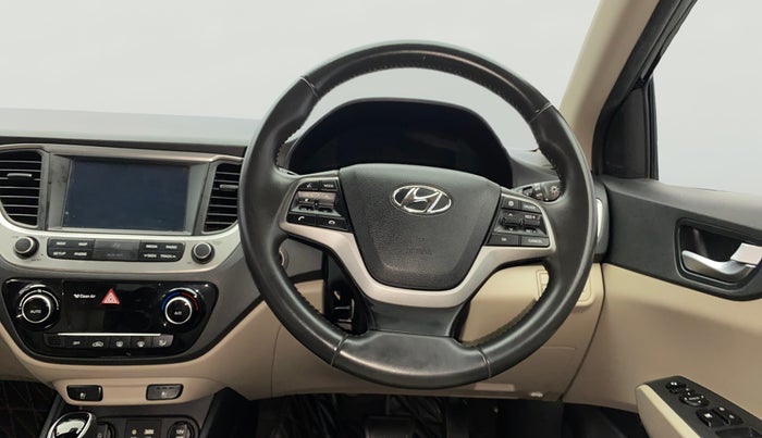 2018 Hyundai Verna 1.6 VTVT SX (O) AT, Petrol, Automatic, 33,196 km, Steering Wheel Close Up